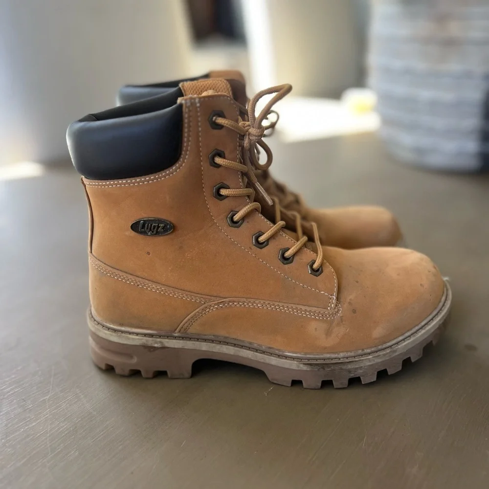 Lugz Men's Golden Wheat /Tan Boots 6